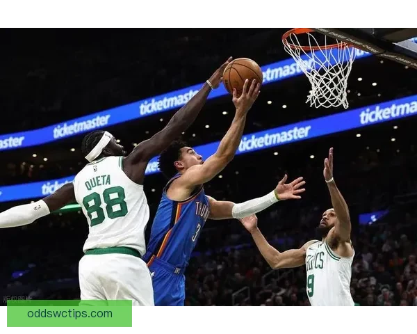 凯尔特人击败雷霆终结12连胜 布朗砍31分8篮板 亚历山大空砍33分